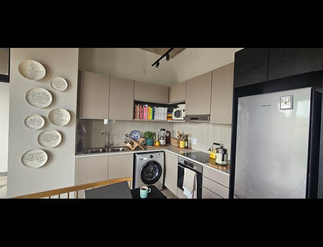 1 BEDROOM APARTMENT FOR SALE IN SANDOWN
